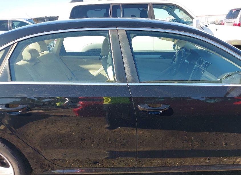 Photo 13 of 2012 Volkswagen Passat 2.5L SE (VIN 1VWBH7A30CC074005)