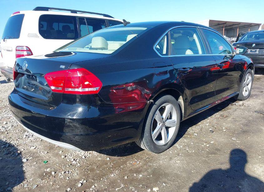Photo 4 of 2012 Volkswagen Passat 2.5L SE (VIN 1VWBH7A30CC074005)