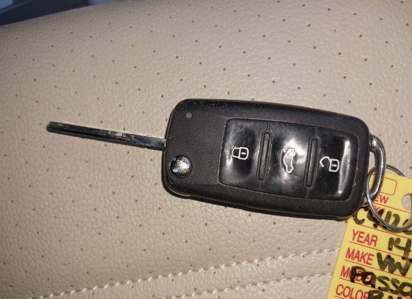 Photo 11 of 2014 Volkswagen Passat 2.5L SE (VIN 1VWBH7A30EC017869)