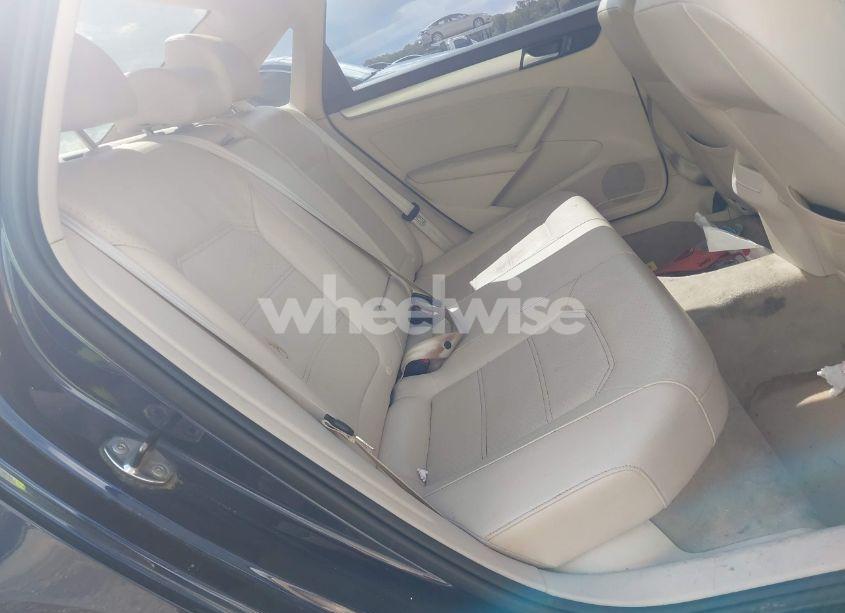 Photo 8 of 2012 Volkswagen Passat 2.5L SE (VIN 1VWBH7A31CC026836)