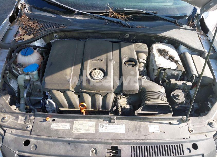 Photo 10 of 2012 Volkswagen Passat 2.5L SE (VIN 1VWBH7A31CC060209)
