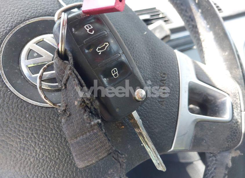 Photo 11 of 2012 Volkswagen Passat 2.5L SE (VIN 1VWBH7A32CC026893)