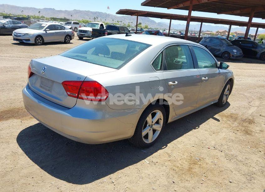 Photo 4 of 2012 Volkswagen Passat 2.5L SE (VIN 1VWBH7A32CC026893)