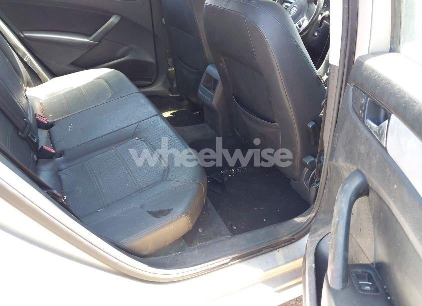 Photo 8 of 2012 Volkswagen Passat 2.5L SE (VIN 1VWBH7A32CC026893)