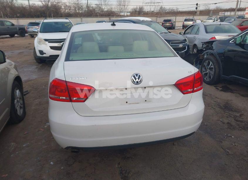 Photo 16 of 2012 Volkswagen Passat 2.5L SE (VIN 1VWBH7A32CC033987)