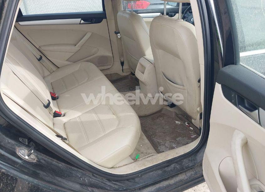 Photo 8 of 2012 Volkswagen Passat 2.5L SE (VIN 1VWBH7A32CC075642)