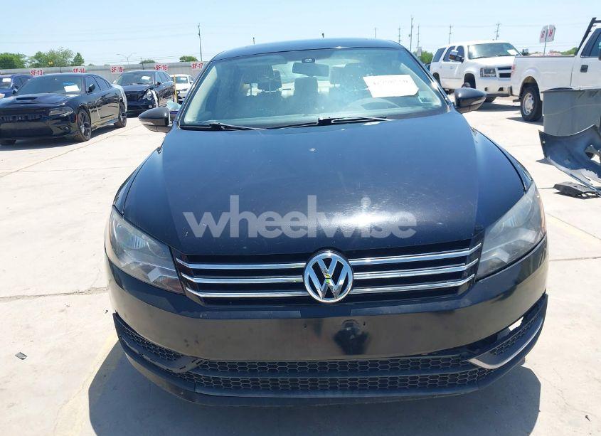 Photo 12 of 2012 Volkswagen Passat 2.5L SE (VIN 1VWBH7A32CC094465)