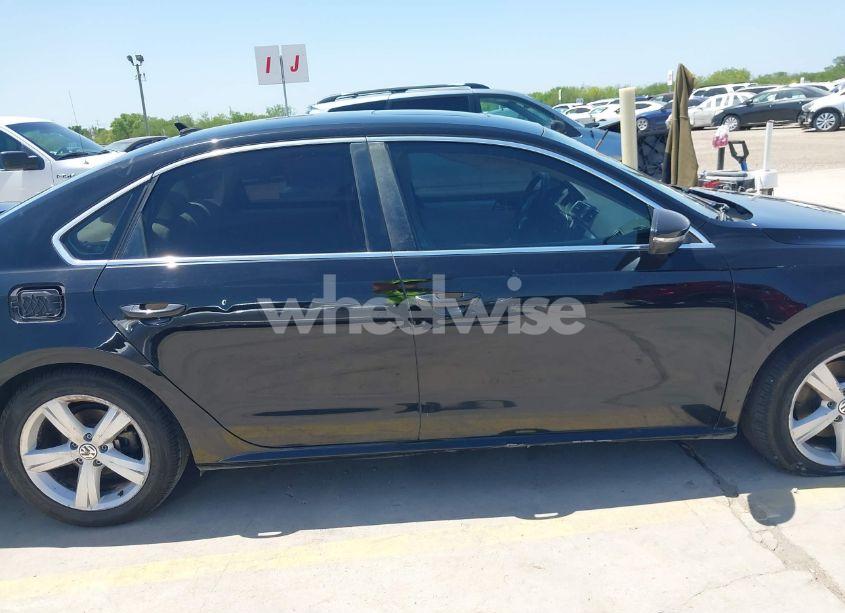 Photo 13 of 2012 Volkswagen Passat 2.5L SE (VIN 1VWBH7A32CC094465)