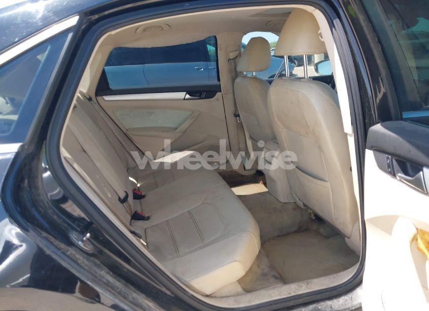 Photo 8 of 2012 Volkswagen Passat 2.5L SE (VIN 1VWBH7A32CC094465)
