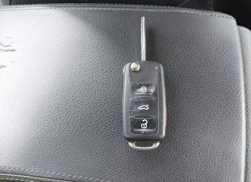 Photo 11 of 2012 Volkswagen Passat 2.5L SE (VIN 1VWBH7A33CC045758)