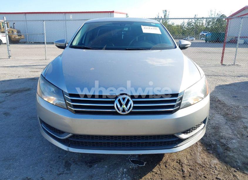 Photo 13 of 2012 Volkswagen Passat 2.5L SE (VIN 1VWBH7A33CC065976)