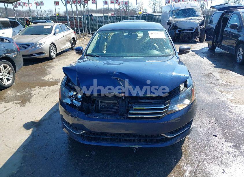 Photo 12 of 2013 Volkswagen Passat 2.5L SE (VIN 1VWBH7A33DC005813)