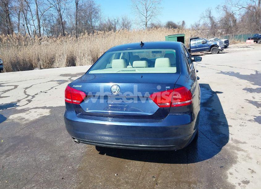 Photo 16 of 2013 Volkswagen Passat 2.5L SE (VIN 1VWBH7A33DC005813)