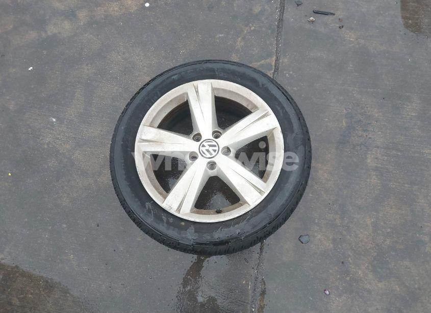 Photo 12 of 2013 Volkswagen Passat 2.5L SE (VIN 1VWBH7A33DC052582)