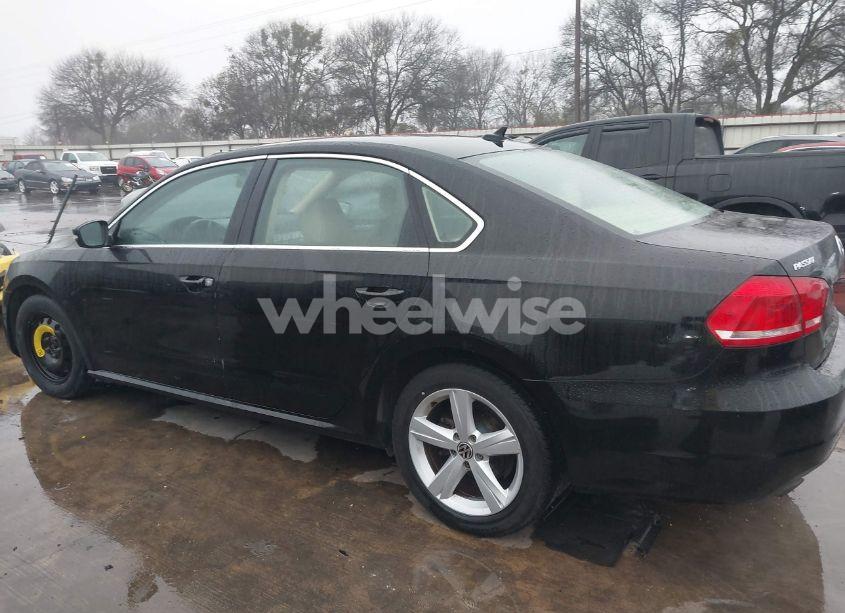 Photo 15 of 2013 Volkswagen Passat 2.5L SE (VIN 1VWBH7A33DC052582)