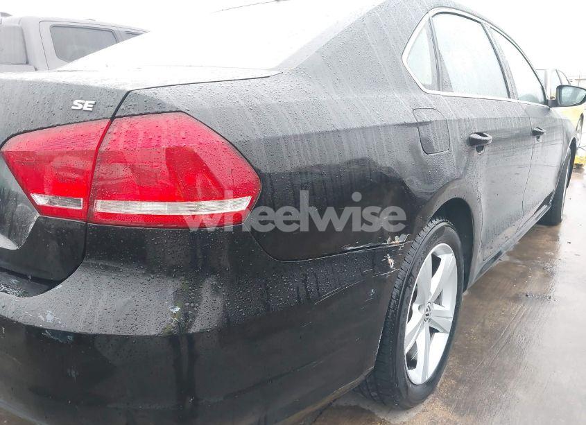 Photo 18 of 2013 Volkswagen Passat 2.5L SE (VIN 1VWBH7A33DC052582)