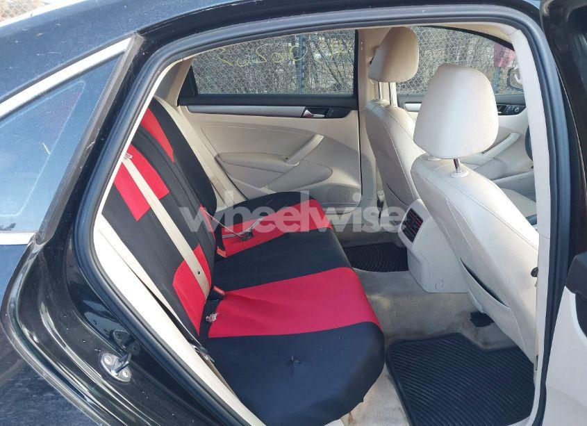 Photo 8 of 2014 Volkswagen Passat 2.5L SE (VIN 1VWBH7A33EC010902)