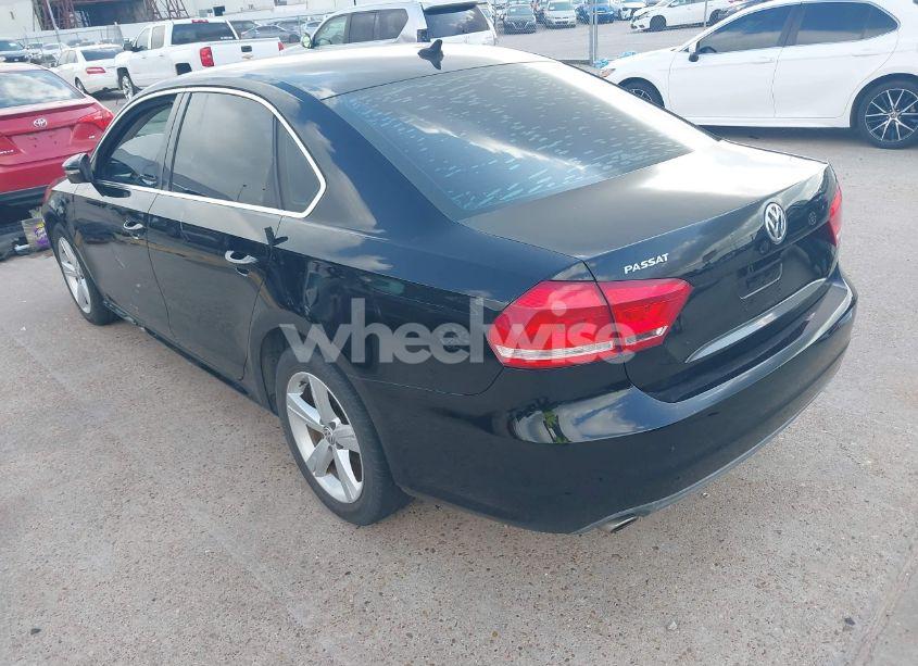 Photo 3 of 2012 Volkswagen Passat 2.5L SE (VIN 1VWBH7A34CC062116)