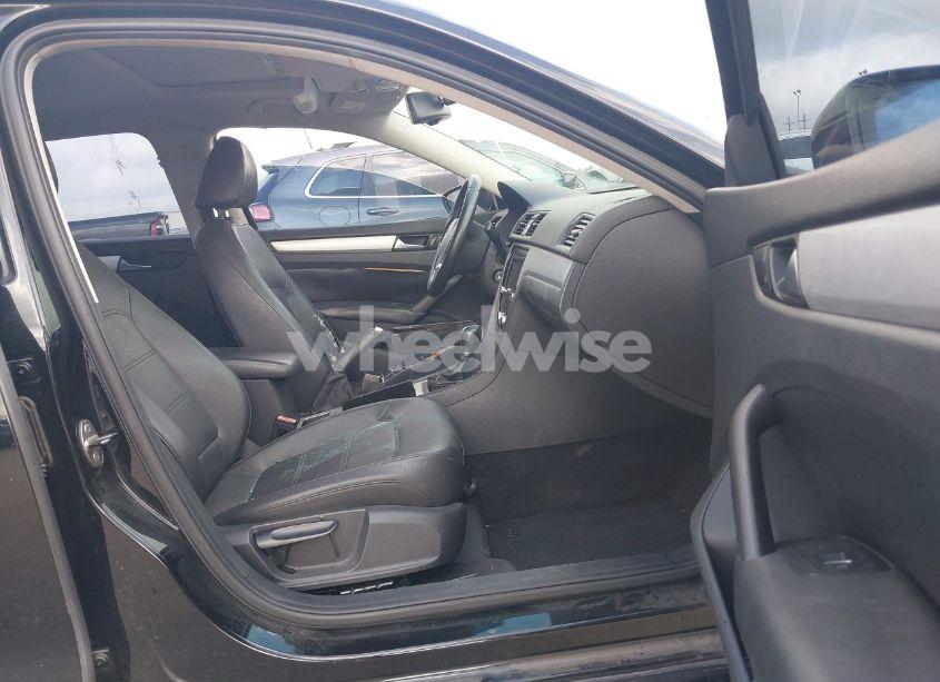 Photo 5 of 2012 Volkswagen Passat 2.5L SE (VIN 1VWBH7A34CC062116)