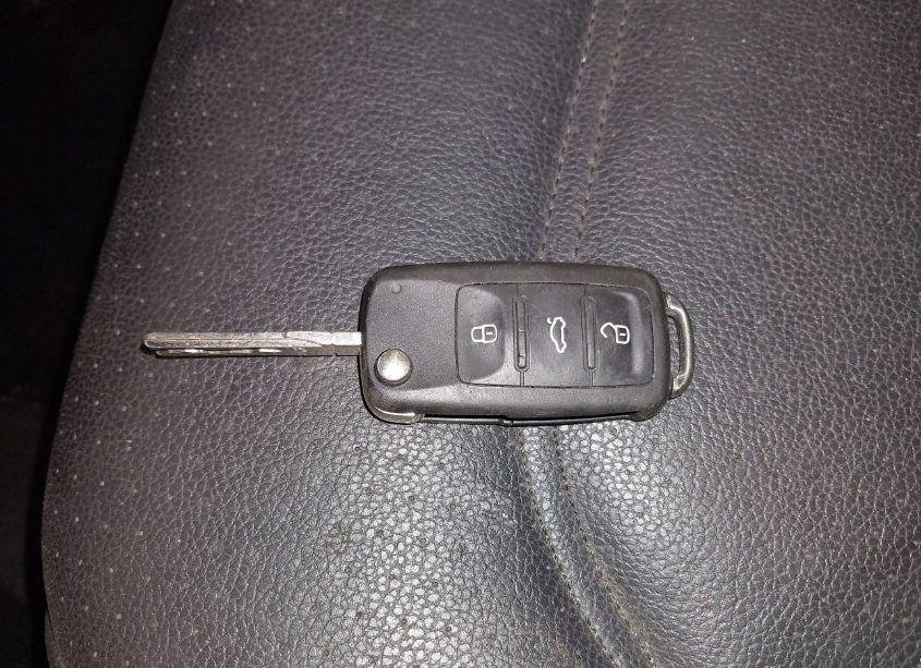 Photo 11 of 2012 Volkswagen Passat 2.5L SE (VIN 1VWBH7A34CC092250)