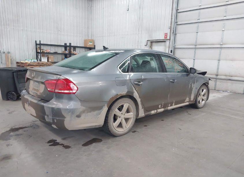 Photo 4 of 2012 Volkswagen Passat 2.5L SE (VIN 1VWBH7A34CC092250)