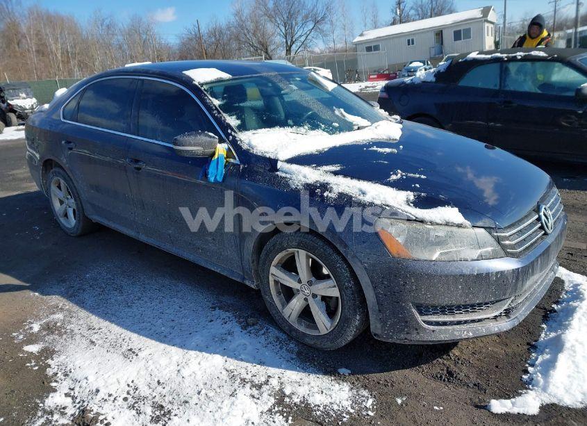 2012 Volkswagen Passat 2.5L SE (VIN 1VWBH7A34CC109399) main photo