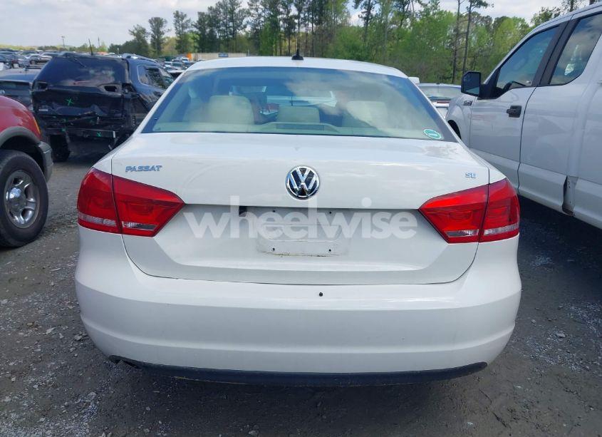 Photo 16 of 2013 Volkswagen Passat 2.5L SE (VIN 1VWBH7A34DC141383)