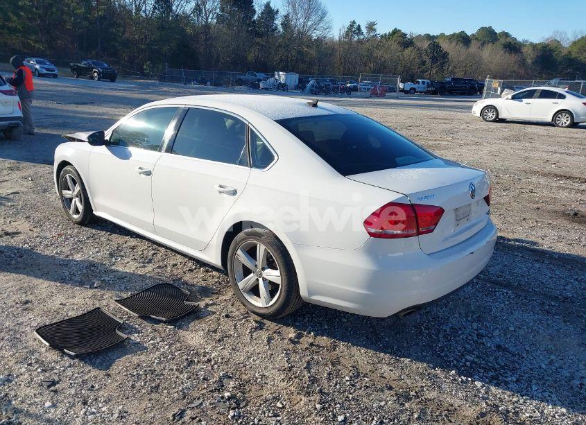 Photo 3 of 2012 Volkswagen Passat 2.5L SE (VIN 1VWBH7A35CC062013)