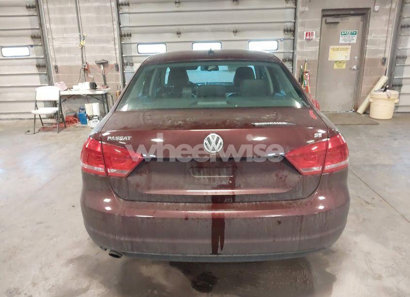 Photo 16 of 2012 Volkswagen Passat 2.5L SE (VIN 1VWBH7A35CC075103)