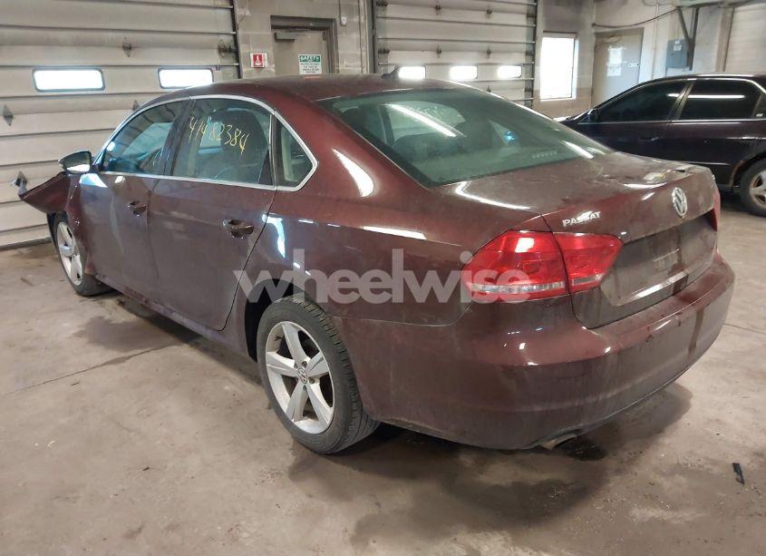 Photo 3 of 2012 Volkswagen Passat 2.5L SE (VIN 1VWBH7A35CC075103)