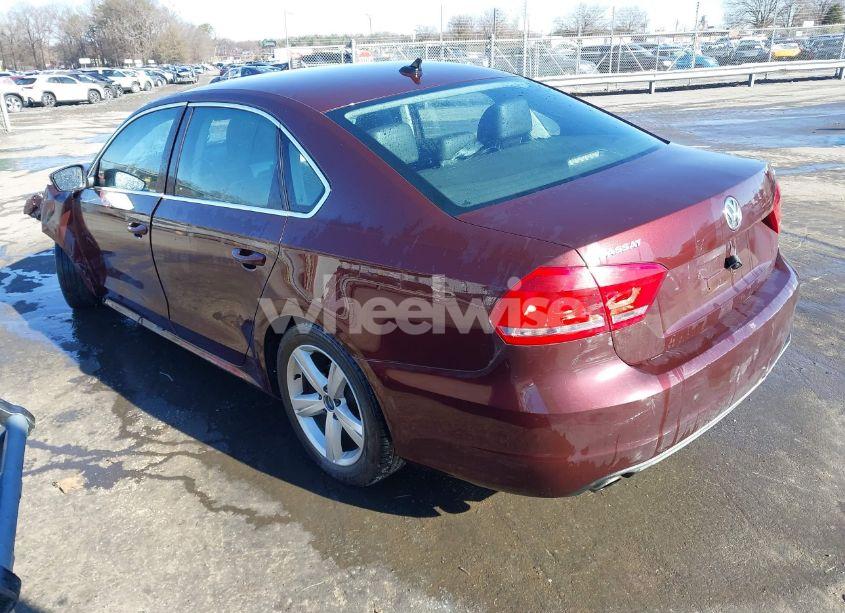 Photo 3 of 2013 Volkswagen Passat 2.5L SE (VIN 1VWBH7A35DC020085)