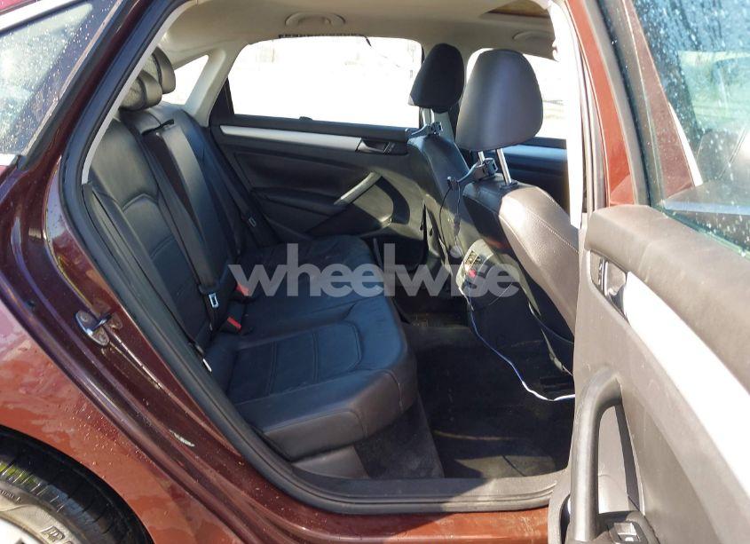 Photo 8 of 2013 Volkswagen Passat 2.5L SE (VIN 1VWBH7A35DC020085)