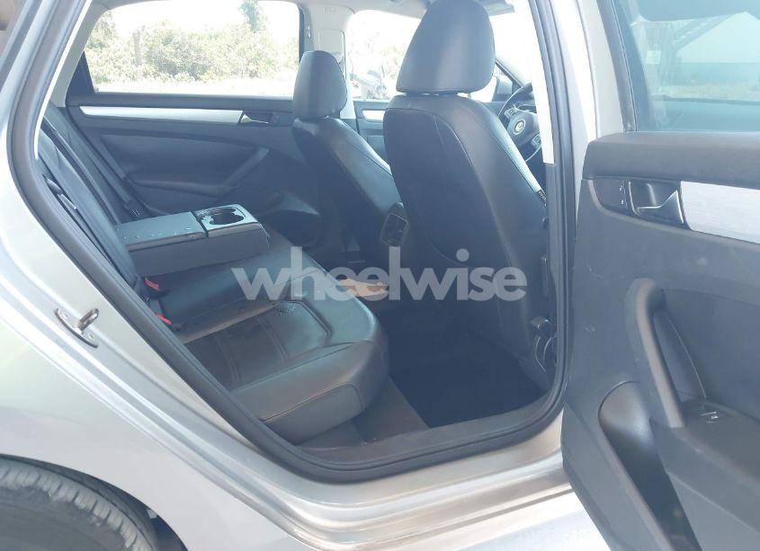 Photo 8 of 2013 Volkswagen Passat 2.5L SE (VIN 1VWBH7A35DC021818)