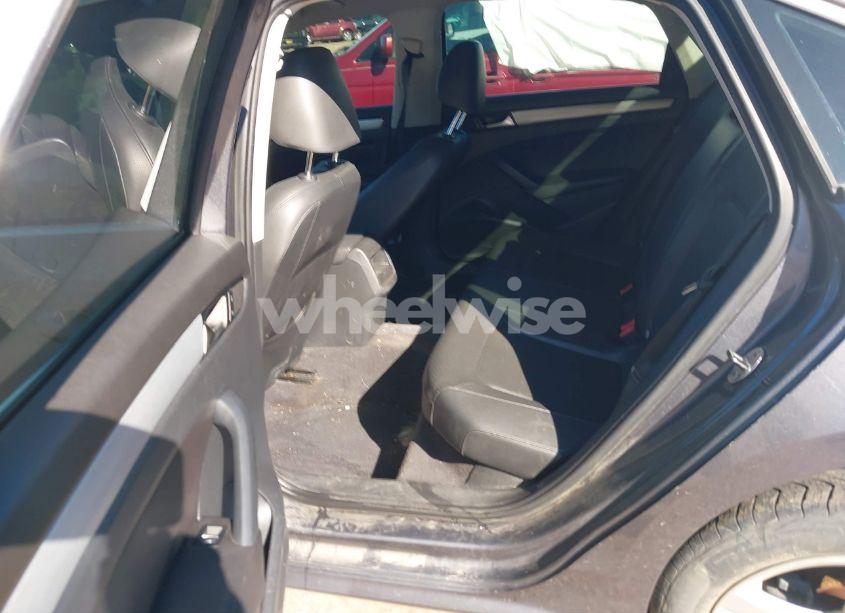 Photo 8 of 2012 Volkswagen Passat 2.5L SE (VIN 1VWBH7A36CC027321)