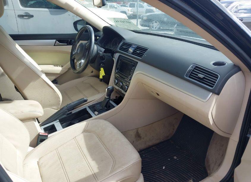 Photo 5 of 2012 Volkswagen Passat 2.5L SE (VIN 1VWBH7A36CC066622)