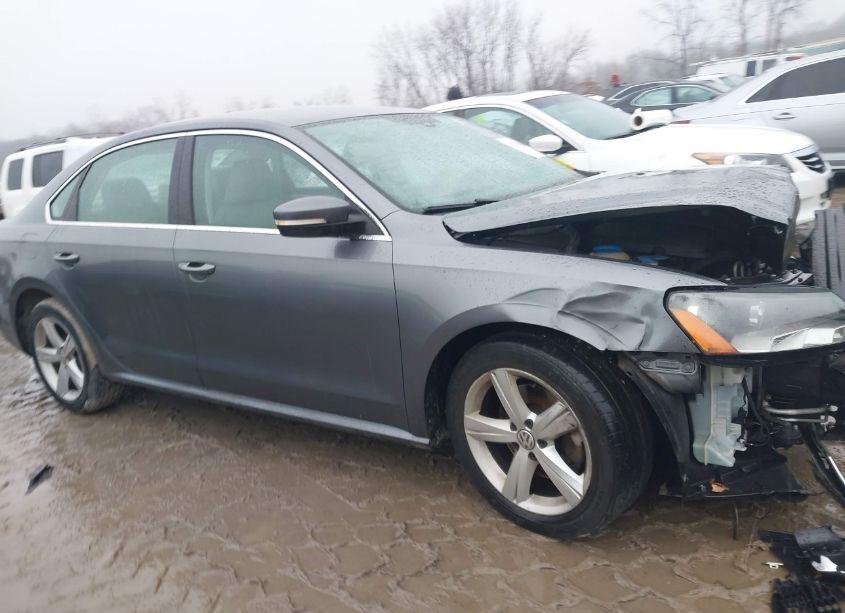 Photo 14 of 2013 Volkswagen Passat 2.5L SE (VIN 1VWBH7A36DC049658)