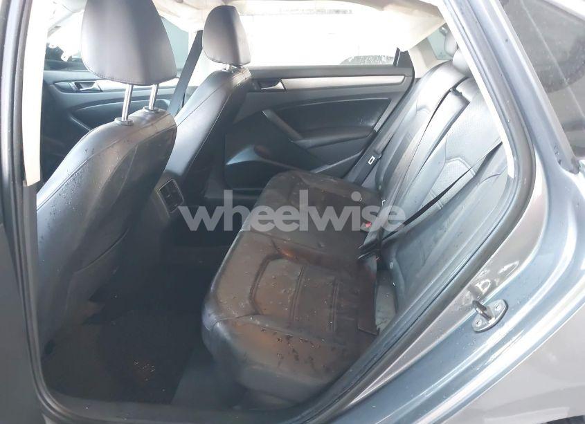 Photo 8 of 2014 Volkswagen Passat 2.5L SE (VIN 1VWBH7A36EC002034)