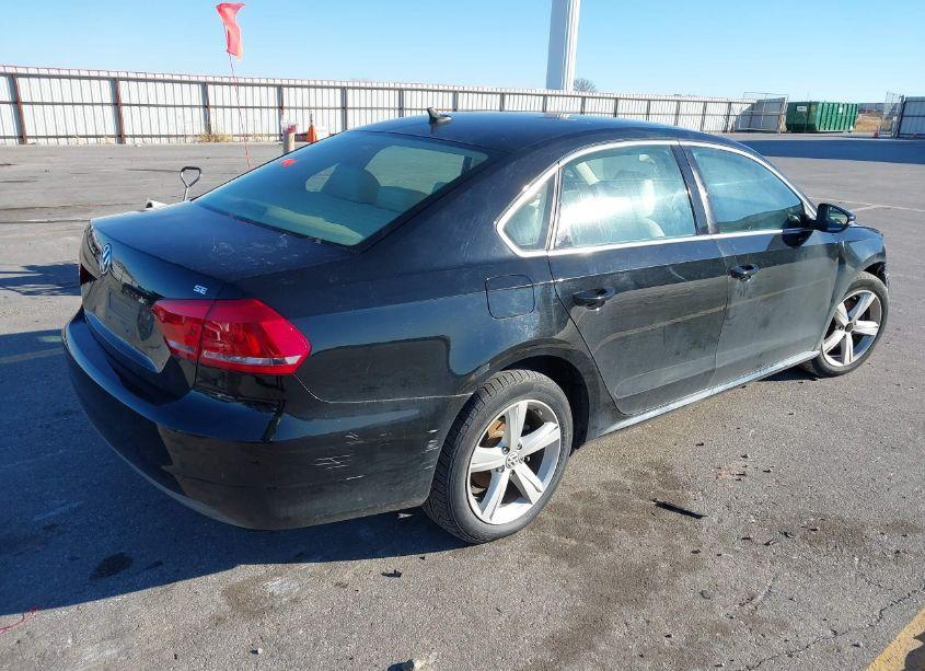 Photo 4 of 2012 Volkswagen Passat 2.5L SE (VIN 1VWBH7A37CC101829)