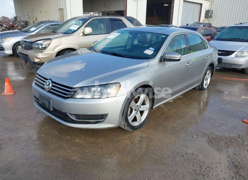 Photo 2 of 2013 Volkswagen Passat 2.5L SE (VIN 1VWBH7A37DC142155)
