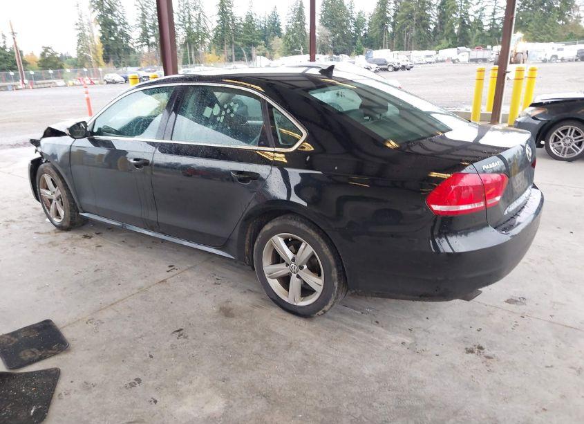 Photo 3 of 2012 Volkswagen Passat 2.5L SE (VIN 1VWBH7A38CC027451)