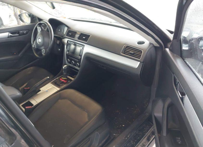 Photo 5 of 2012 Volkswagen Passat 2.5L SE (VIN 1VWBH7A38CC027451)