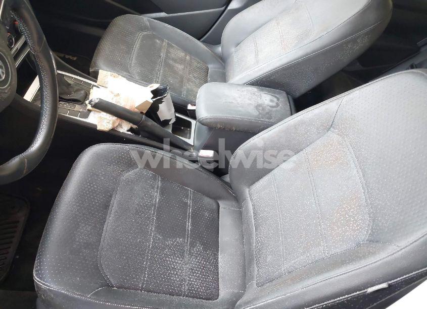 Photo 6 of 2013 Volkswagen Passat 2.5L SE (VIN 1VWBH7A38DC028231)