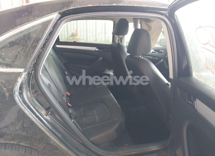 Photo 8 of 2013 Volkswagen Passat 2.5L SE (VIN 1VWBH7A38DC028231)