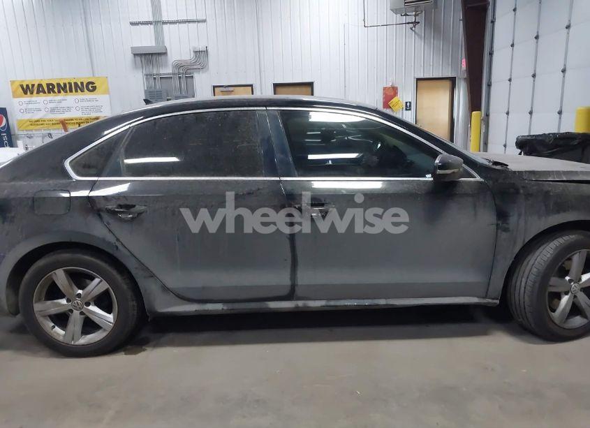 Photo 14 of 2013 Volkswagen Passat 2.5L SE (VIN 1VWBH7A38DC085268)