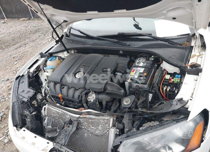 Photo 10 of 2013 Volkswagen Passat 2.5L SE (VIN 1VWBH7A38DC134145)