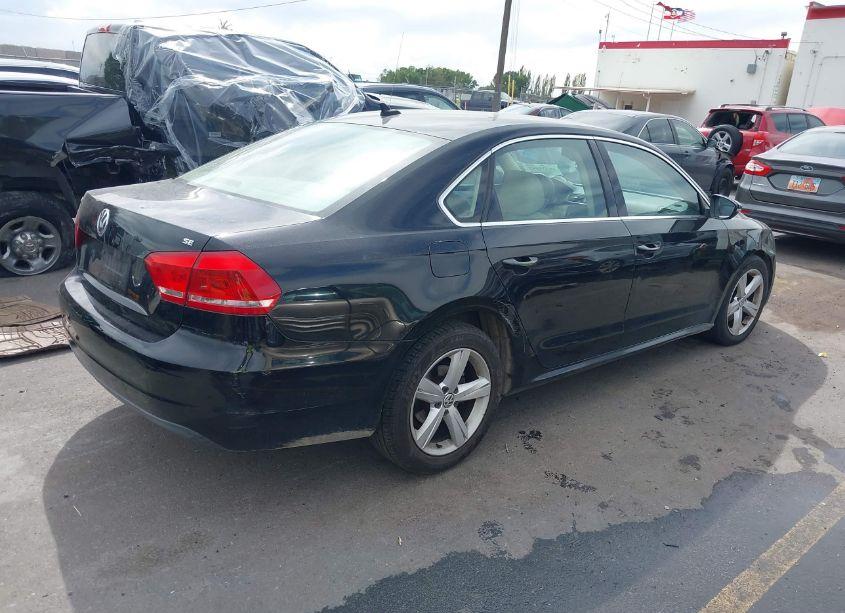 Photo 4 of 2012 Volkswagen Passat 2.5L SE (VIN 1VWBH7A39CC057476)