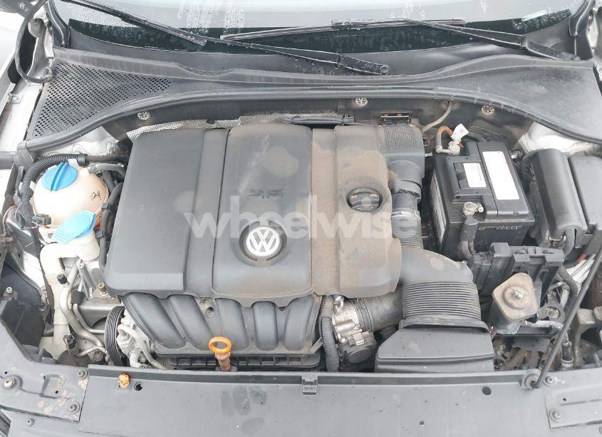 Photo 10 of 2012 Volkswagen Passat 2.5L SE (VIN 1VWBH7A39CC108345)