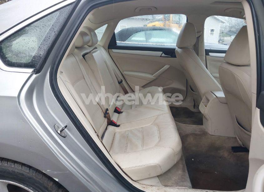 Photo 8 of 2012 Volkswagen Passat 2.5L SE (VIN 1VWBH7A39CC108345)