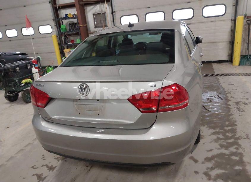Photo 17 of 2013 Volkswagen Passat 2.5L SE (VIN 1VWBH7A39DC017996)