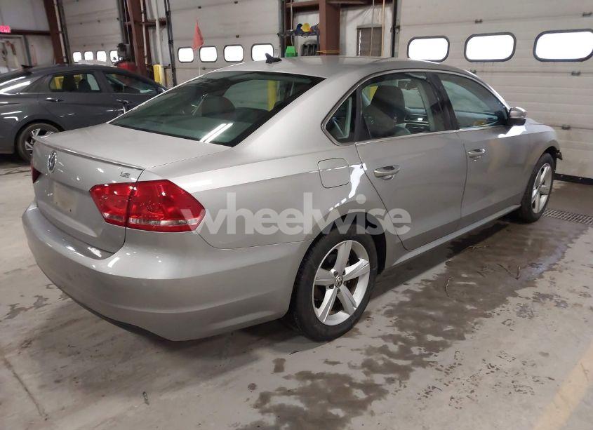 Photo 4 of 2013 Volkswagen Passat 2.5L SE (VIN 1VWBH7A39DC017996)